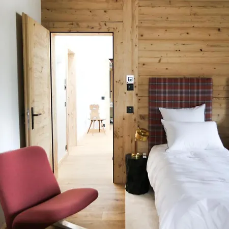 度假居 Luxury Modern Chalet In