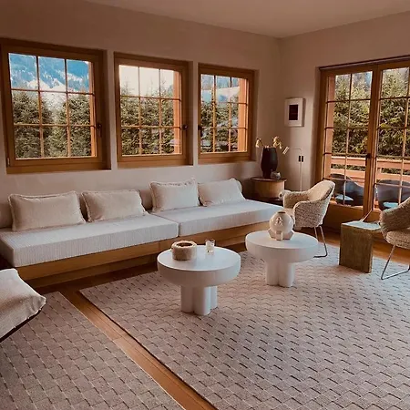 Luxury Modern Chalet In بيت للعطل *