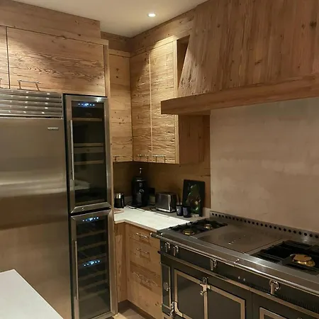 Luxury Modern Chalet In * غشتاد
